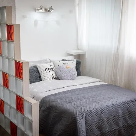 Apartment Orquidea 4 *